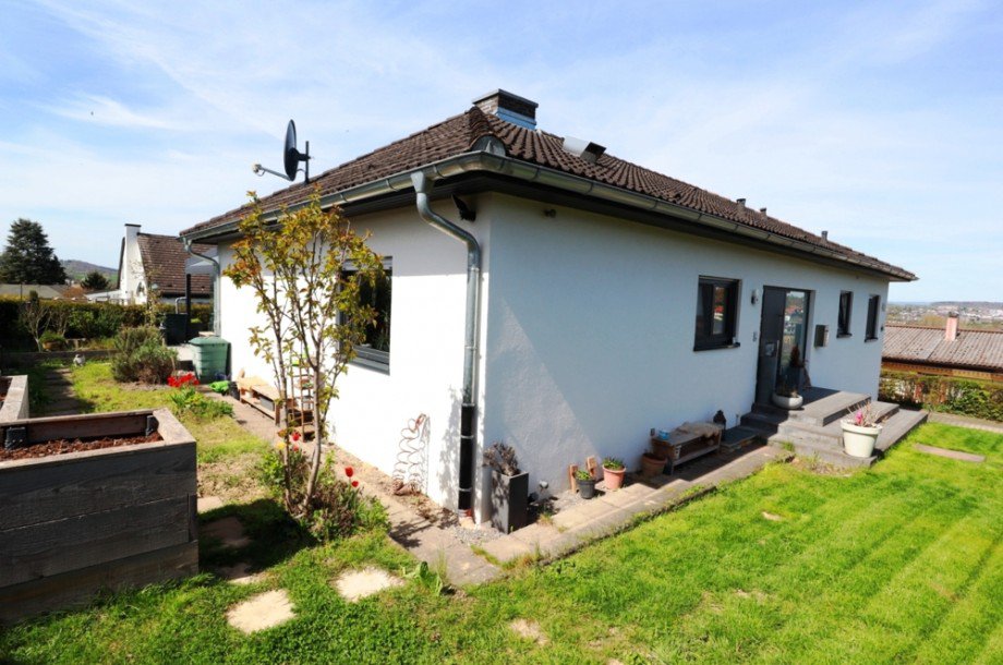 S�d-Ost-Ansicht Einfamilienhaus Sinsheim / Steinsfurt