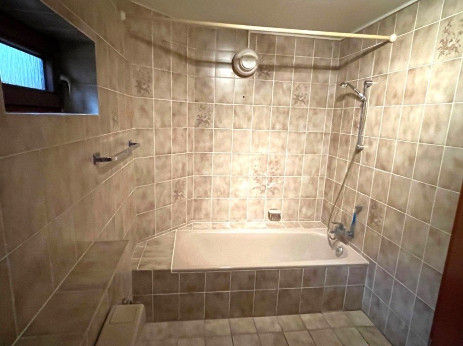 Badezimmer ELW Doppelhaush�lfte M�hlhausen