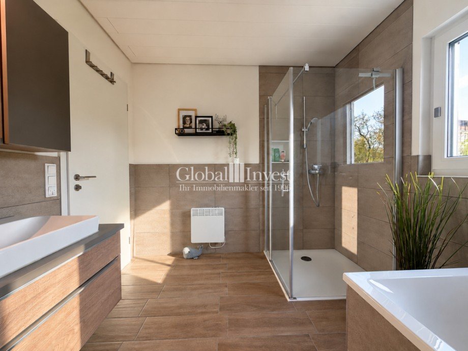 Badezimmer Einfamilienhaus Sinsheim / Adersbach