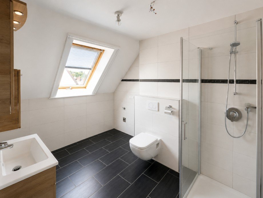Badezimmer Wng 4 Mehrfamilienhaus Reichartshausen