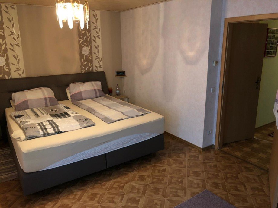 Elternschlafzimmer Einfamilienhaus Sinsheim