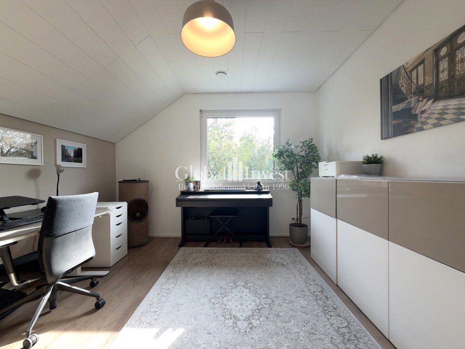 Schlafzimmer/B�ro Einfamilienhaus Sinsheim / Adersbach