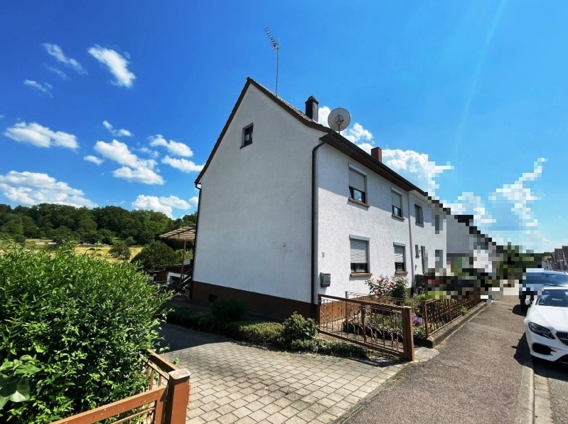 Seitenansicht Doppelhaush�lfte Kraichtal / Ober�wisheim