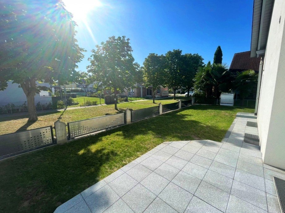 kleine Terrasse Einfamilienhaus Oberhausen-Rheinhausen / Oberhausen
