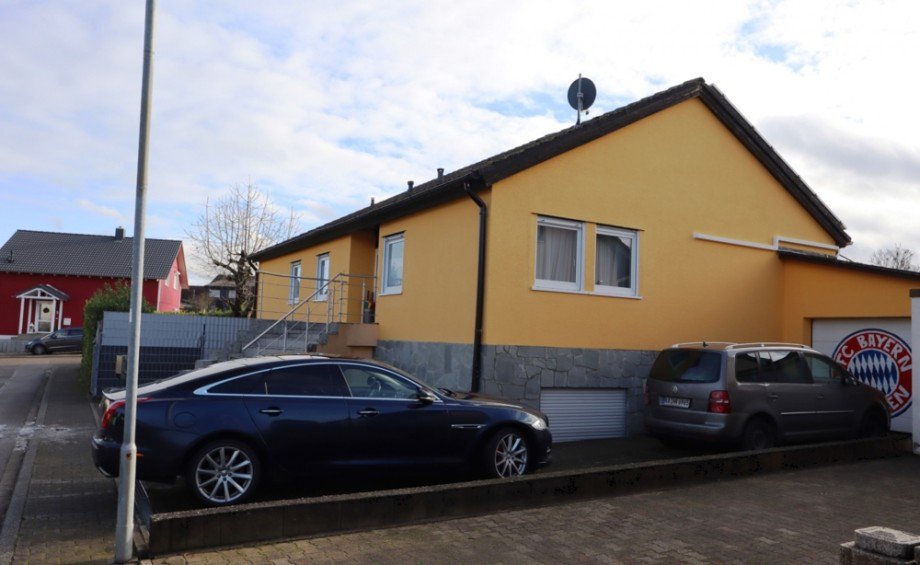 Hausansicht Einfamilienhaus Bretten / B�chig