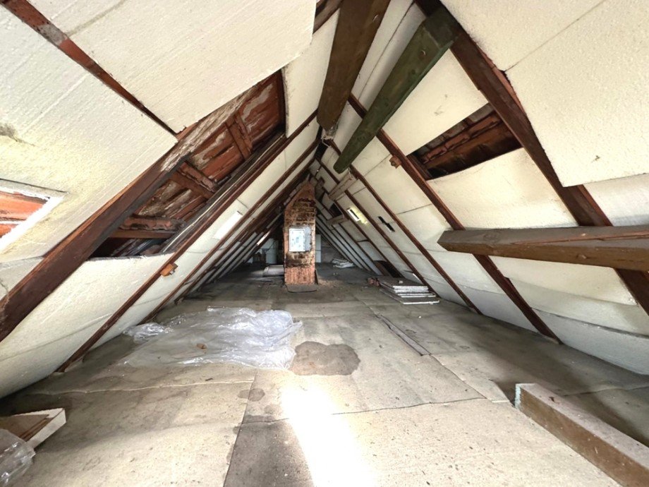 Speicher Zweifamilienhaus Heilbronn / Frankenbach