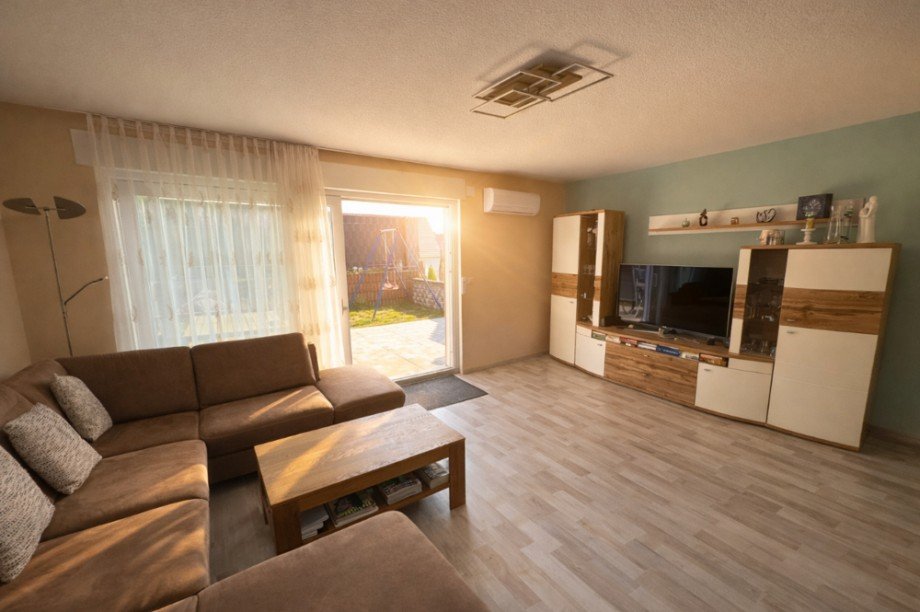 Wohnzimmer Doppelhaush�lfte Sinsheim / D�hren