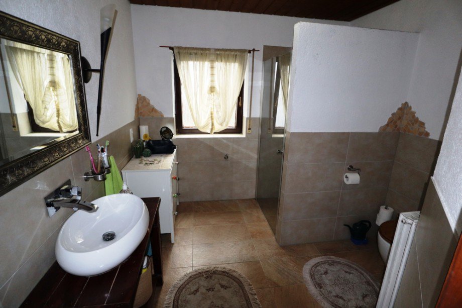 Badezimmer EG Mehrfamilienhaus Sinsheim