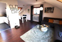 Wohnzimmer GLOBAL INVEST SINSHEIM | Sch�ne 3-Zimmer-Dachgeschosswohnung in Rohrbach zu vermieten