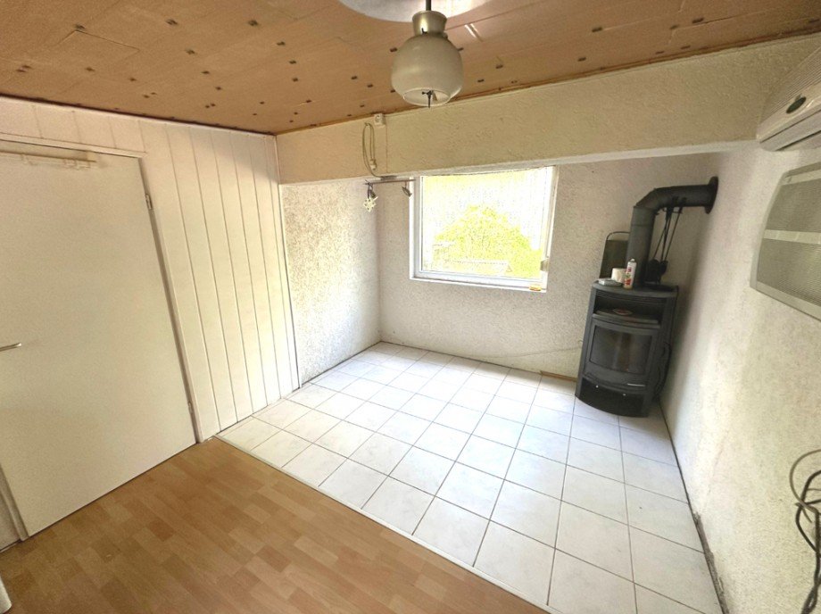 Zimmer 2 Freizeitgrundst�ck Sinsheim