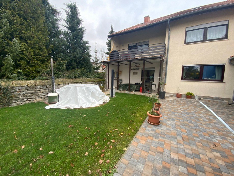 Hausansicht Etagenwohnung Sinsheim / Adersbach