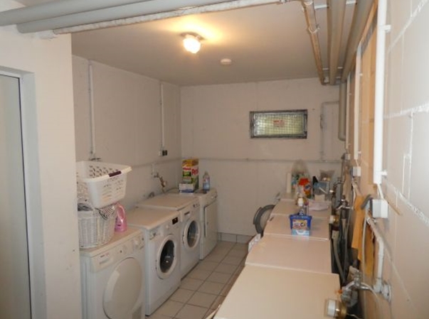 Waschraum im UG Wohnung Sandhausen