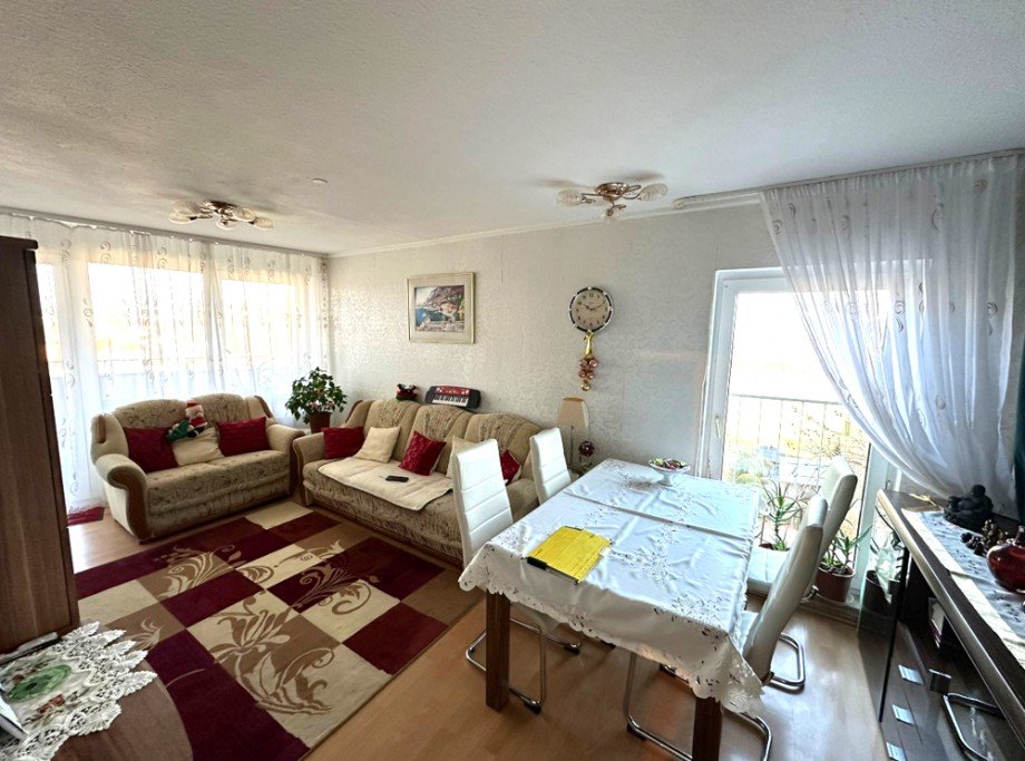 Wohn- / Schlafzimmer Etagenwohnung Sinsheim