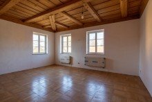 Zimmer GLOBAL INVEST SINSHEIM | Repr�sentatives Herrenhaus / Gutshaus mit 2.200m� gro�em Anwesen und eigenem Weiher nahe Ingolstadt