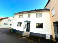 Bild (2b07527309cfab184d6bd4c5a17c60fc): GLOBAL INVEST IMMOBILIEN SINSHEIM | Ein- bis Dreifamilienhaus in Reihen