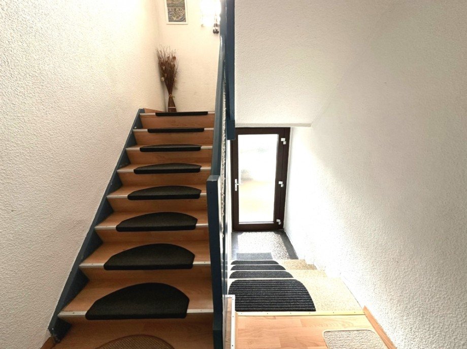 Treppenhaus Zweifamilienhaus Heilbronn / Frankenbach