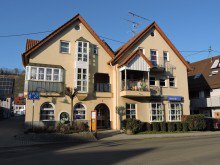 Hausansicht GLOBAL INVEST SINSHEIM | Tolle 2,5 Zimmerwohnung in zentraler Lage von Pfaffenhofen mit tollem Balkon!