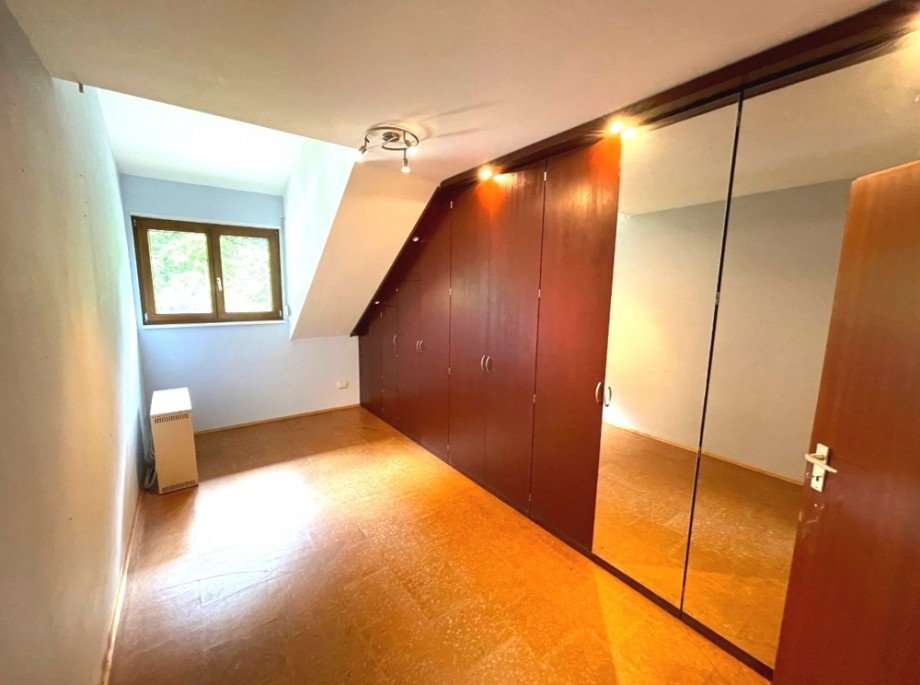 Kind 1 Doppelhaush�lfte M�hlhausen