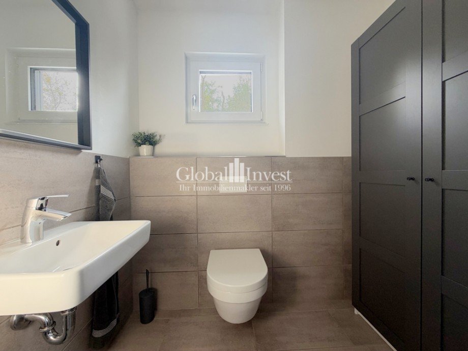 G�ste-WC Einfamilienhaus Sinsheim / Adersbach