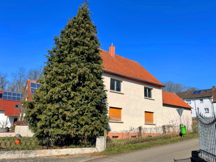 Seitenansicht Mehrfamilienhaus Dielheim / Balzfeld