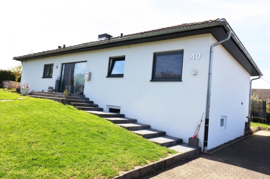 Nord-Ost-Ansicht Einfamilienhaus Sinsheim / Steinsfurt