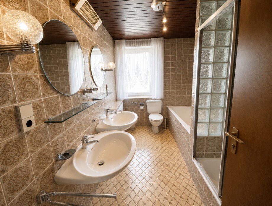 Badezimmer Wng 1 Mehrfamilienhaus Lauffen am Neckar