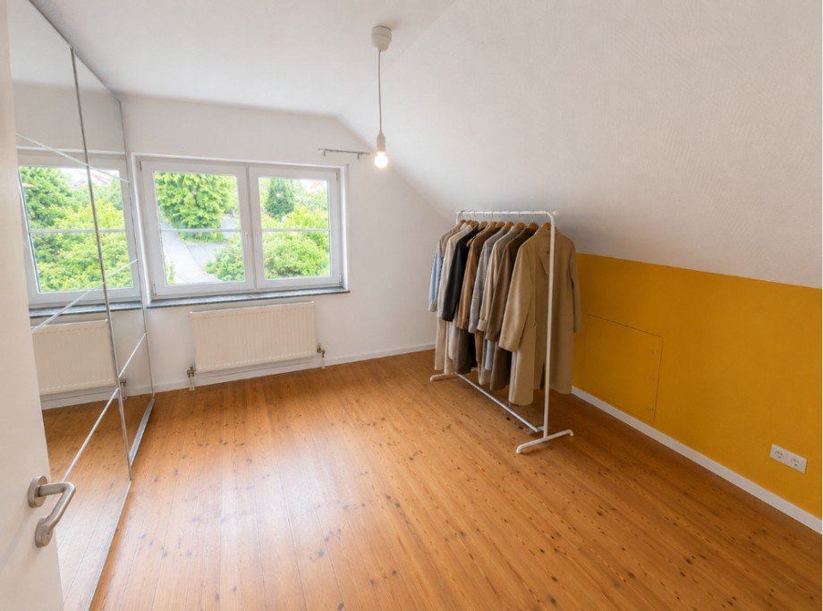 Schlafzimmer Doppelhaush�lfte Sinsheim