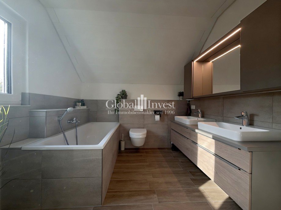 Badezimmer Einfamilienhaus Sinsheim / Adersbach