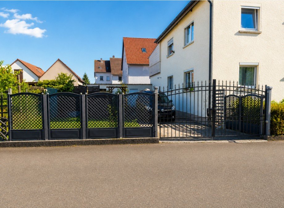 Hofeinfahrt Erdgeschosswohnung Offenau