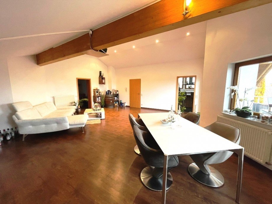 Wohnzimmer Dachgeschosswohnung Sinsheim / Eschelbach