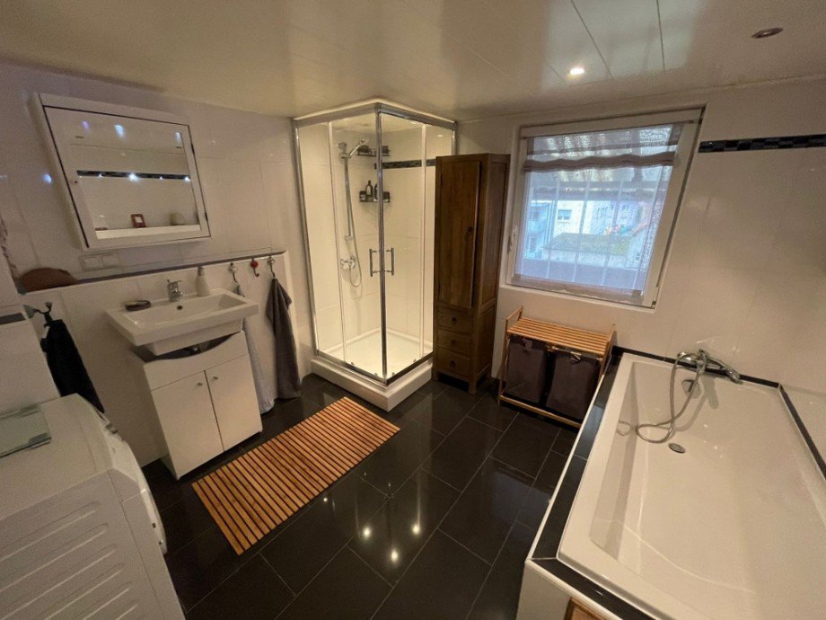 Badezimmer Einfamilienhaus Sinsheim / Hilsbach