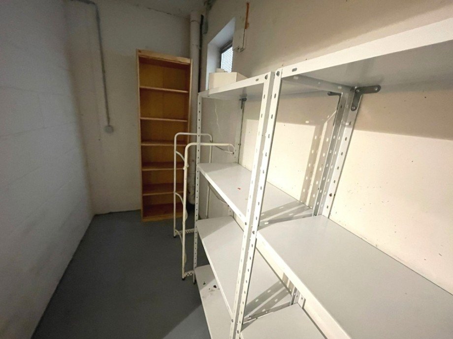 Abstellraum Doppelhaush�lfte Neckarbischofsheim