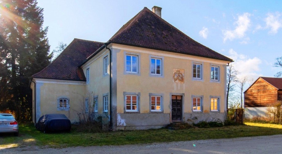 Frontansicht Villa Waidhofen / Schenkenau