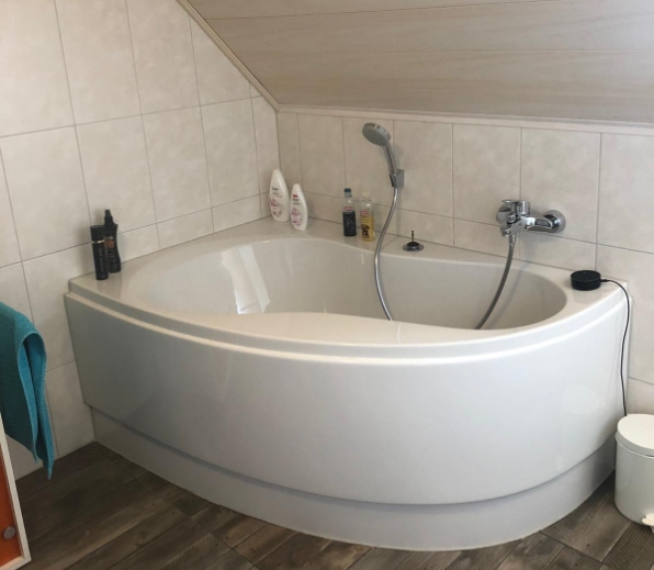 Badezimmere Doppelhaush�lfte Elztal / Dallau
