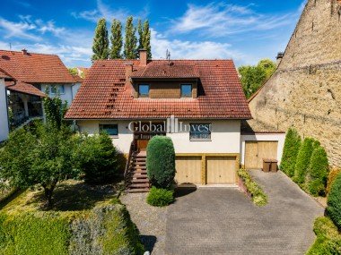 Hauptbild GLOBAL INVEST IMMOBILIEN SINSHEIM | Tolles Ein- oder Zweifamilienhaus mit gro�em Garten und 3 Garagen in Steinsfurt