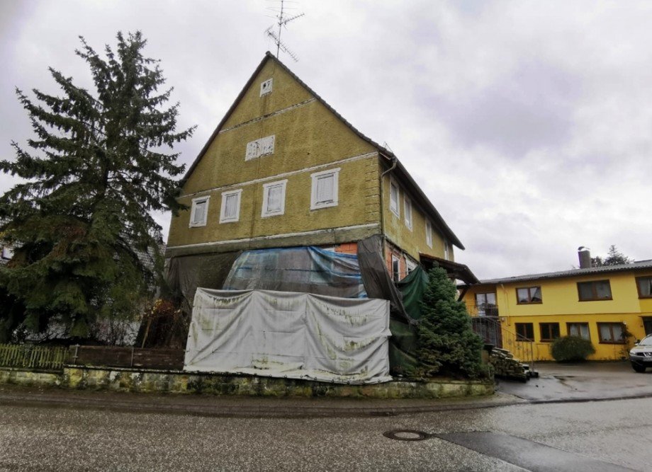 Hausansicht Einfamilienhaus H�ffenhardt / K�lbertshausen