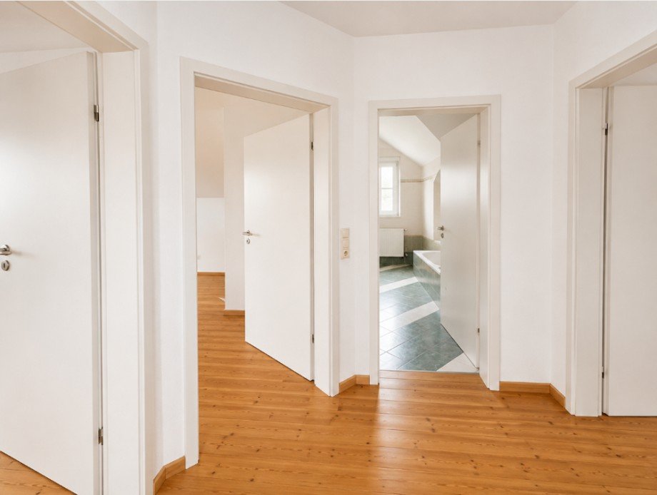 Flur Dachgeschoss Doppelhaush�lfte Sinsheim