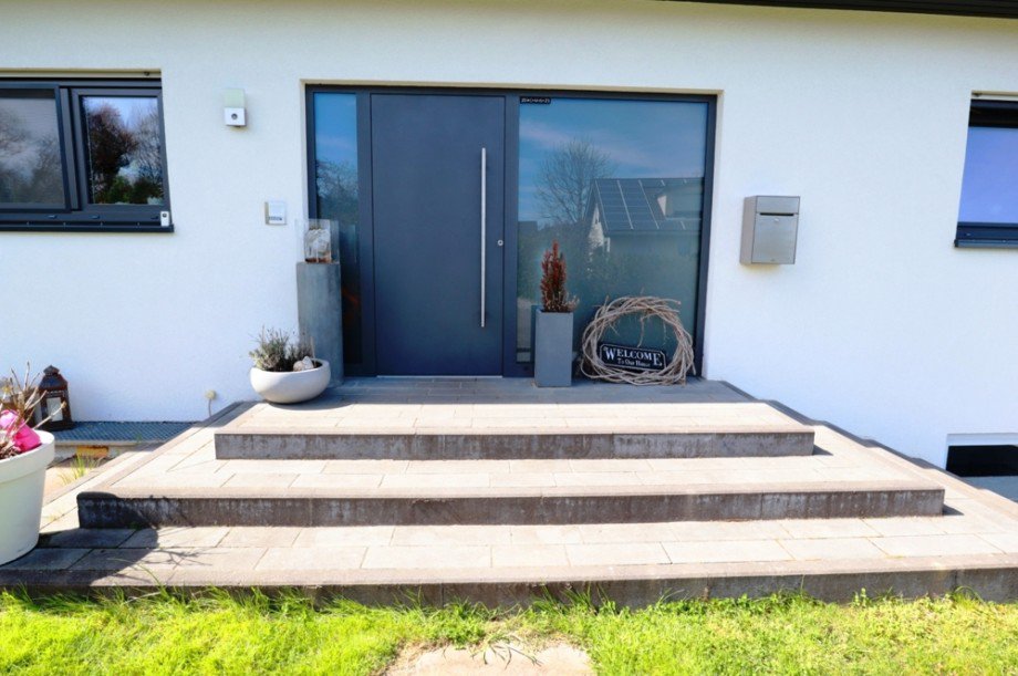 Eingangsbereich Einfamilienhaus Sinsheim / Steinsfurt