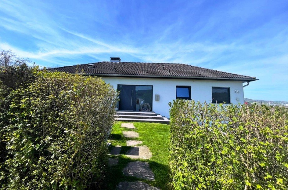 Stra�enansicht Einfamilienhaus Sinsheim / Steinsfurt