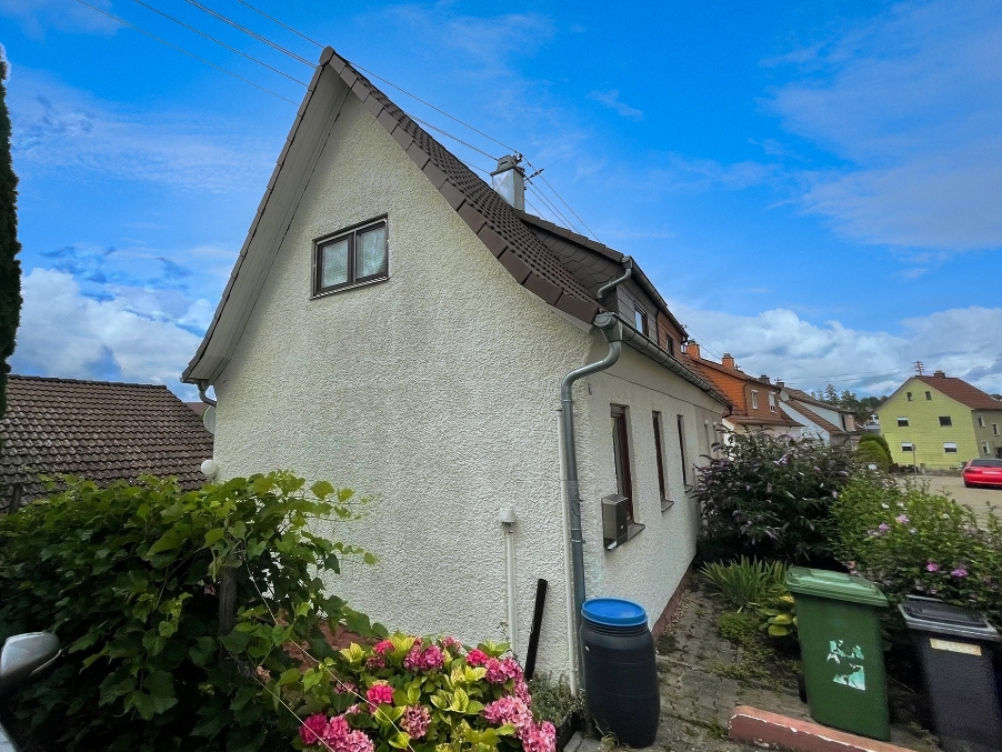 Seitenansicht Doppelhaush�lfte Sinsheim / Hoffenheim
