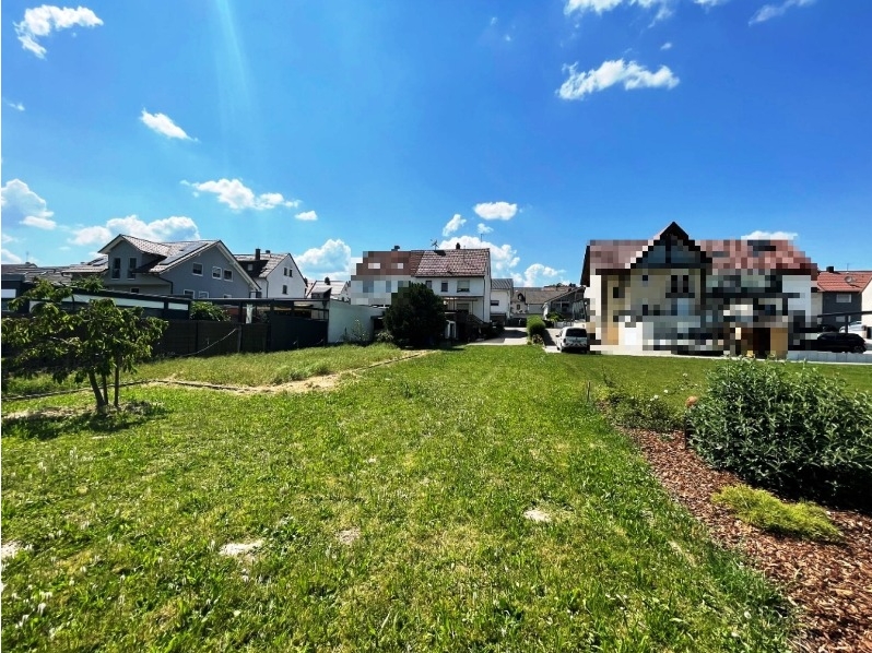 Blick vom Garten Doppelhaush�lfte Kraichtal / Ober�wisheim