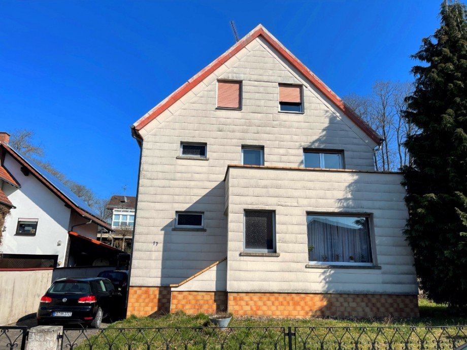 Stra�enansicht Mehrfamilienhaus Dielheim / Balzfeld
