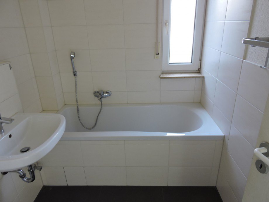 Tageslichtbad Maisonettewohnung �stringen