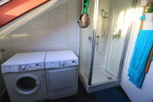 Badezimmer GLOBAL INVEST SINSHEIM | Sch�ne 3-Zimmer-Dachgeschosswohnung in Rohrbach zu vermieten