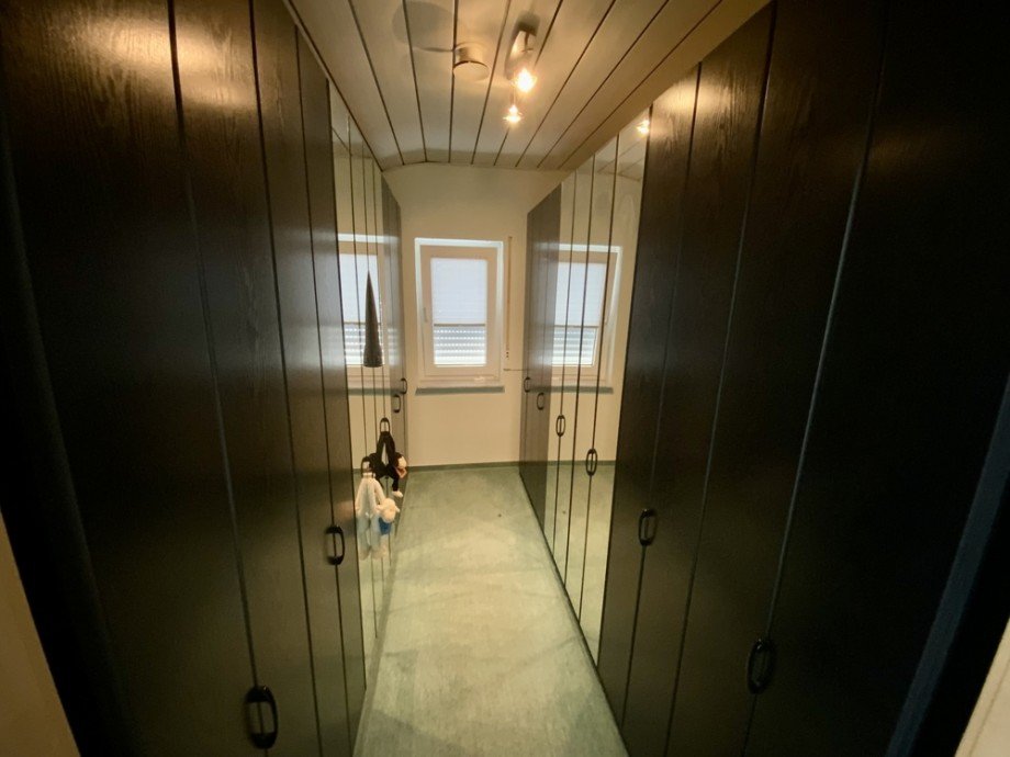 begehbarer Kleiderschrank DG EFH Einfamilienhaus Wagh�usel / Kirrlach