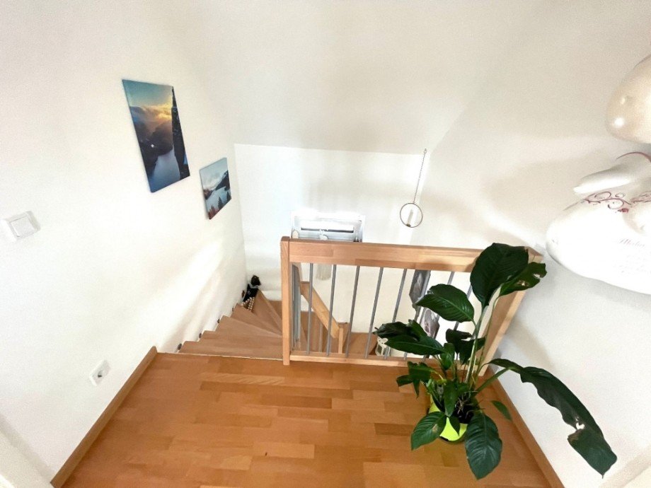 Flur DG Einfamilienhaus Sinsheim / Waldangelloch