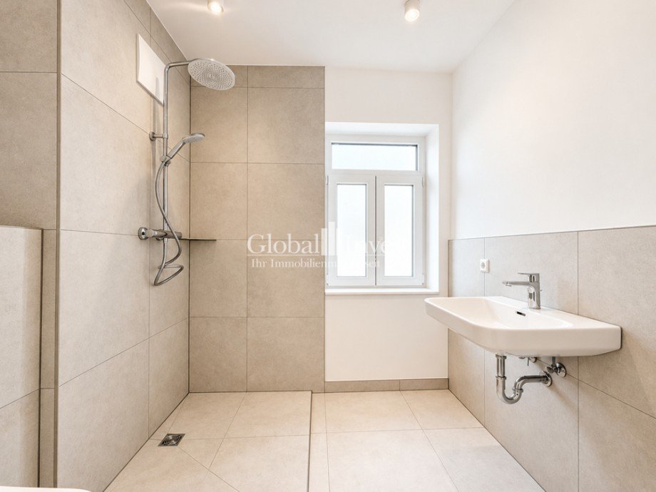 Badezimmer (WHG 4) Etagenwohnung Sinsheim / Hoffenheim