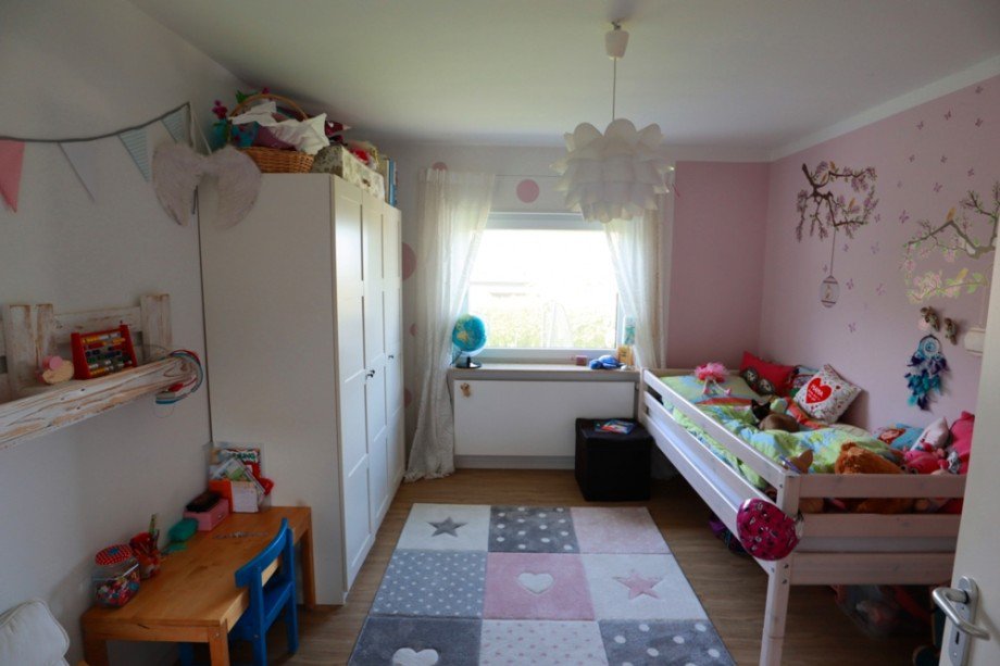 Kinderzimmer 1 Einfamilienhaus Sinsheim / Steinsfurt