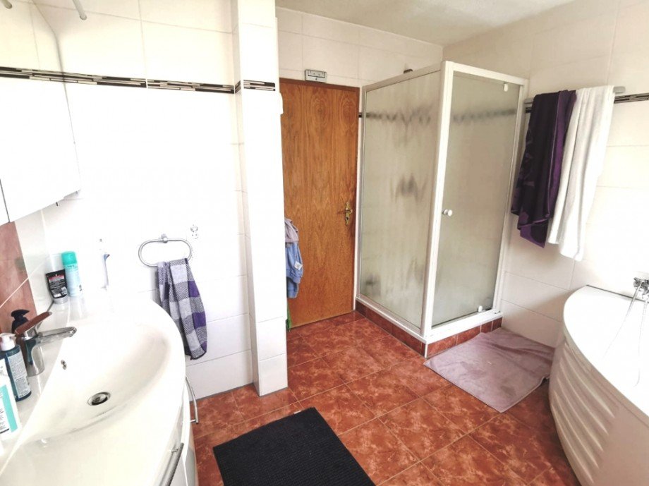 Badezimmer EG Mehrfamilienhaus Schefflenz / Mittelschefflenz