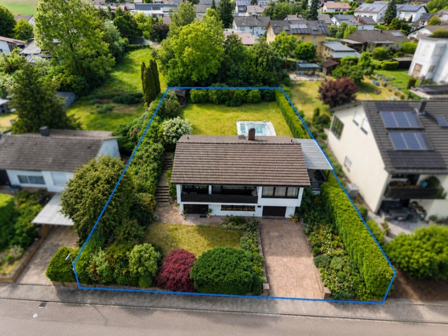 Stra�enansicht Einfamilienhaus Sinsheim / Eschelbach